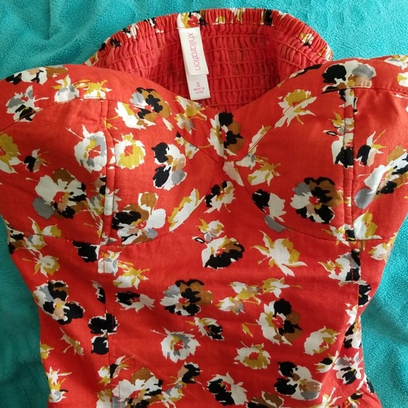 Strapless Bustier style summer top - Picture 3 of 8